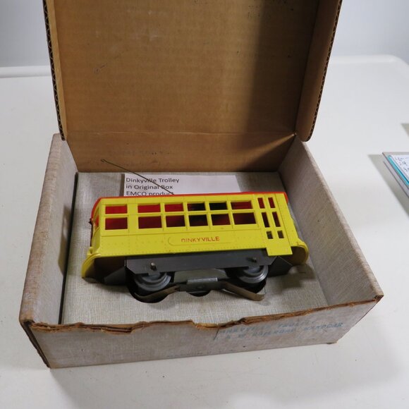 Dinkyville Trolley Original Box 1954 EMCO Plastic Diecast Train Model railroad - Picture 5 of 15